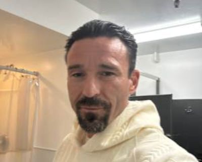 Jeffery Richmond, 46 years,. Looking in: Park City, Summit County, UT