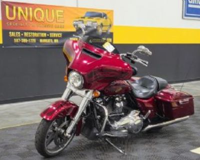 2017 Harley-Davidson Flhxs