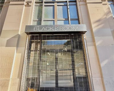 111 W 7th R2. Property for Rent in Los Angeles, CA for $2,600. This 232,000 square foot property was built in 1926 on a lot size of 0.9914.. Approximately 710 sq. ft. Ready to open for business immediately!. Lot Features ZeroToOneUnitAcre Water Source Public Lot Size Area 43184.0 Spa N Building Area Total 232000.0 Lot Size Acres 0.9914 Private Pool N Lot Size Source Assessor Waterfront Y/N N Cr...