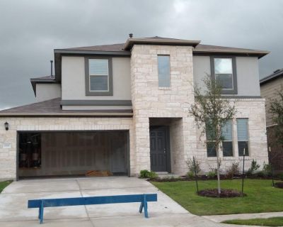 ALL BILLS PAID!! FURNISHED ROOM IN BRAND NEW HOUSE, WALK IN CLOSETS!