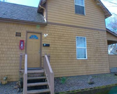 1 Bedroom 1BA 0 ft Apartment For Rent in Salem, OR