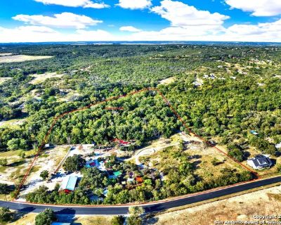 Commercial Property For Sale in La Coste, TX