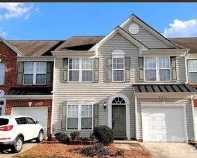 3 Bedroom 2.5BA 1938 ft Apartment For Rent in Indian Trail, NC