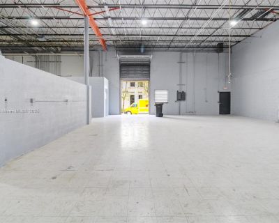 Commercial Property For Rent in Pompano Beach, FL