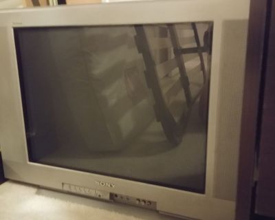 Sony Tube TV 24 inches