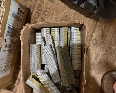 Pneumatic nails