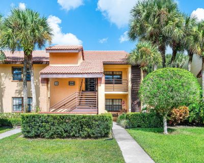 3 Bedroom 2BA 1800 ft Apartment For Rent in Boynton Beach, FL