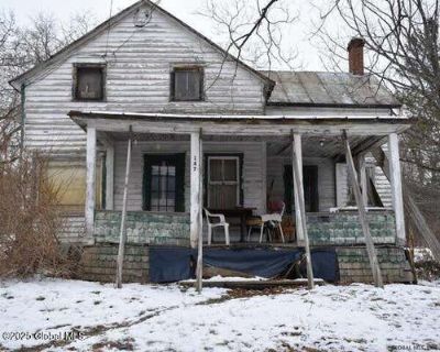 2 Bedroom 1BA 903 ft Farm For Sale in CENTRAL BRIDGE, NY