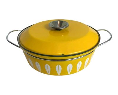 1950s Yellow Catherineholm Lotus Enamelware Braising Pan With Lid, Chicken Fryer, Dutch Oven