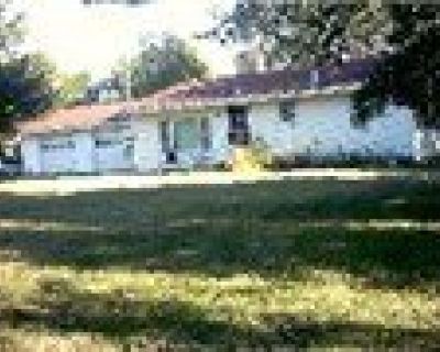 country Home 3 bdrm 1bth, 3 stall garage on 1 acre