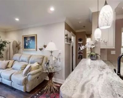 2 Bedroom 2BA 1070 ft Residential Attached Property For Sale in Atlanta, GA