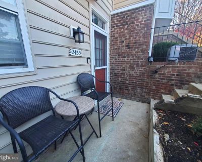 2 Bedroom 1BA 1198 ft Apartment For Rent in Crofton, MD
