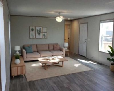 2 Bedroom 2BA 960 ft Mobile Home For Rent in Gering, NE