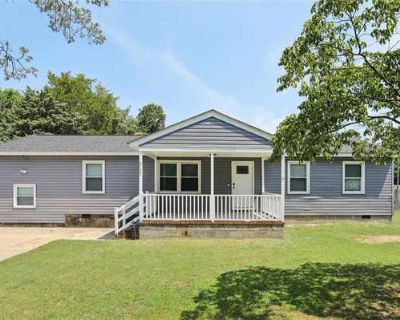 4 Bedroom 2BA 1586 ft Single Family Home For Sale in HAYES, VA