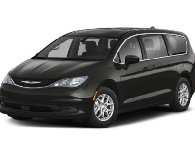 Used 2022 Chrysler Voyager LX