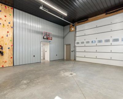 3070 ft Commercial Property For Sale in Merrifield, MN