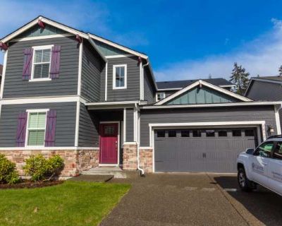 4 Bedroom 3.5BA 2736 ft Pet-Friendly Apartment For Rent in Gig Harbor, WA