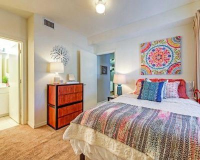 Room For Rent in 4BR 4BA Property, Estero, FL