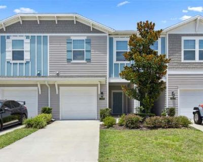 3 Bedroom 3BA 1660 ft Townhouse For Sale in JACKSONVILLE, FL