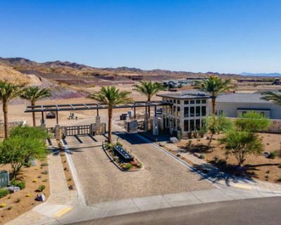 4 Bedroom 5BA 4592 ft Single Family Home For Sale in LAKE HAVASU CITY, AZ