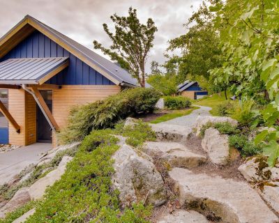 2 Bedroom 2 baths No pets 4.42 90 reviews What our guests are saying... AI-generated...