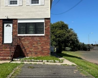 37 Irving St. Newly renovated 4-bedroom, 2.5-bath single-family home available for rent. Featuring an open-concept living and dining area, modern kitchen with breakfast bar, full central air, and laundry hookups. The first floor includes the living room, dining room, kitchen and half bath; the second floor offers three bedrooms and a full bath; and the finished basement provides a fourth bedroo...