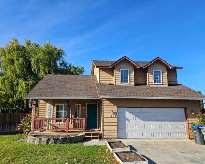 3 Bedroom 2.5BA 1614 ft Apartment For Rent in Moses Lake, WA