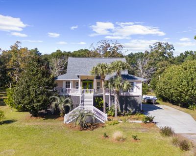 4 Bedroom 3BA 1864 ft Single Family Home For Sale in Charleston, SC