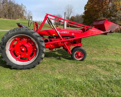 1952 International Farmall H