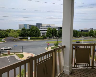 Looking to accommodate one girl at Woodland park in Herndon, VA.
- Its a 2BED/2BATH apartment. The room is available from 1st of December and has an attached bathroom and walk-in closet plus the room is full of light.
- The house has a clean, friendly and lively atmosphere. 
- It is a great and safe location with most places accessible.The Herndon-Monroe metro station is very near to the place....