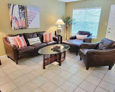 2 Bedroom 2BA 1000 ft Furnished Apartment For Rent in South Padre Island, TX