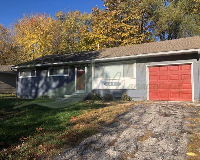 3 Bedroom 1BA 912 ft Pet-Friendly House For Rent in Kansas City, MO