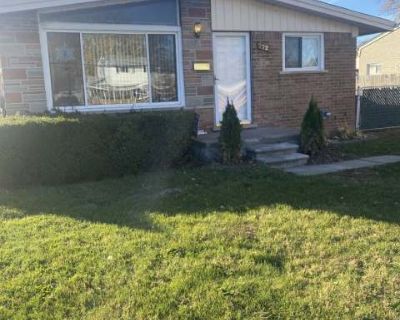 Cute with open floor plan, 3 bedroom, 1 bath Ranch with basement, freshly painted. image_url. Patio / balcony Dishwasher Pet friendly Air conditioning Unit Amenities air conditioning dishwasher patio / balcony Property Amenities cats allowed dogs allowed. Pets allowed. 3 Bedroom. 1 Bathroom. 981 ft