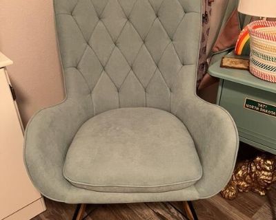 Baby rocking chair-teal in great condition!