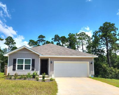 3 Bedroom 2BA 1272 ft Pet-Friendly House For Rent in Pensacola, FL