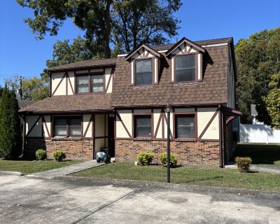 2 Bedroom 1BA 1100 ft Apartment For Rent in Tullahoma, TN