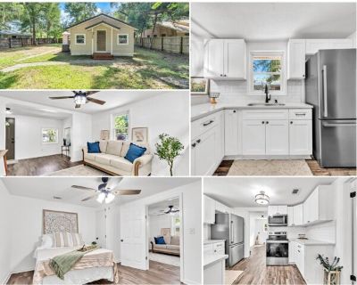 S Cedar Ave, Niceville, Farm House For