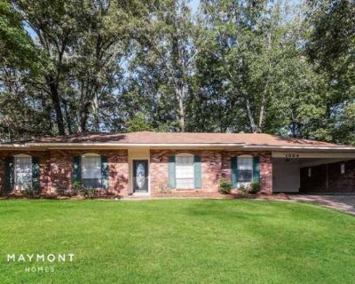 3 Bedroom 2BA 1642 ft Pet-Friendly Apartment For Rent in Clinton, MS