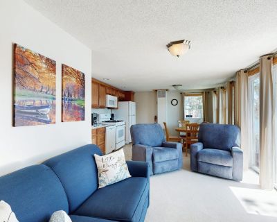 2 Bedroom 1BA House Vacation Rental in Bayside Sunshine, Ossipee, NH