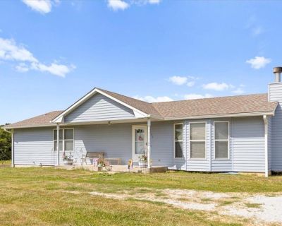4 Bedroom 2BA 1884 ft Single Family House For Sale in Ottawa, KS