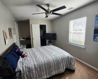 Unfurnished Room for Rent - Auburn University, OffCampus Priv Rm Priv Bath