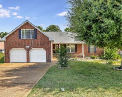 3 Bedroom 2BA 2002 ft Single Family House For Sale in Smyrna, TN