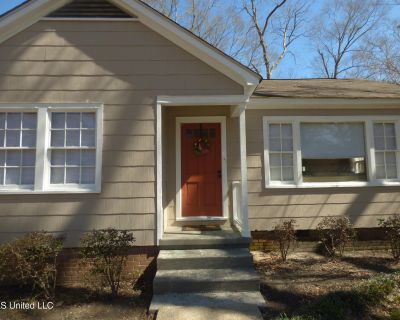 3 Bedroom 2BA 1792 ft Apartment For Rent in Summit, MS