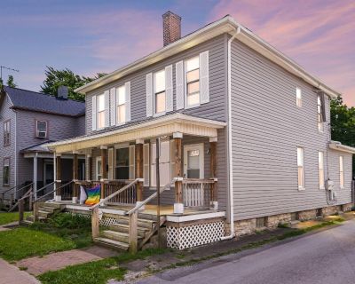 2 Bedroom 1BA 2044 ft Apartment For Rent in Columbus, OH