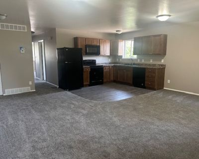 3 Bedroom 1BA N/A ft Apartment For Rent in Casper, WY