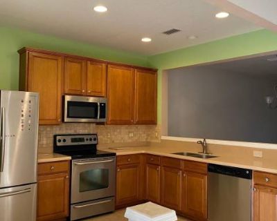 3 Bedroom 2.5BA 1728 ft Apartment For Rent in Jacksonville, FL