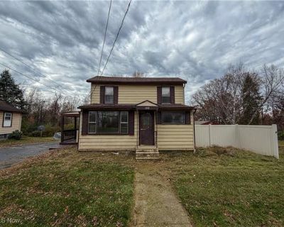 3 Bedroom 3BA Single Family Home For Sale in MINERAL RIDGE, OH