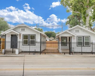 1 Bedroom 1BA 573 ft Apartment For Rent in Houston, TX