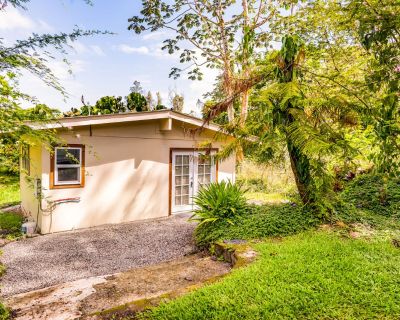 1BA Pet-Friendly Escape Vacation Rental in Puni Mauka B, Pahoa, HI