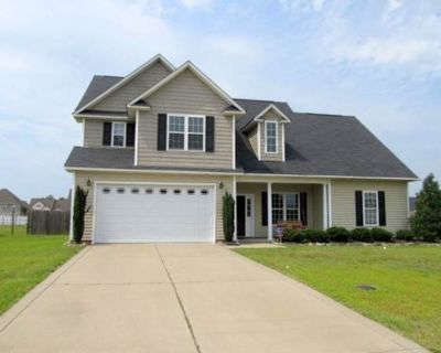 Beautiful 4 Bedroom Home with Spacious Backyard!. image_url. Pet friendly Walk in closets Fireplace Extra storage Bathtub Unit Amenities bathtub extra storage fireplace walk in closets Property Amenities pet friendly cats allowed dogs allowed. Pets allowed. 4 Bedroom. 3.5 Bathroom. 2628 ft